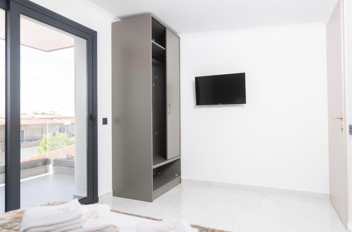 Victory Vip Apartments Kallithea  Bagian luar foto